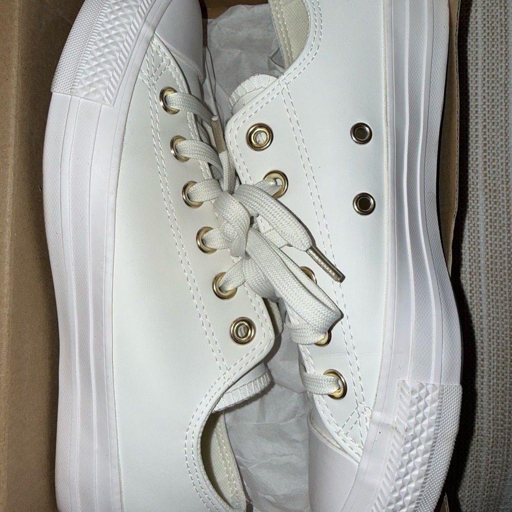 Converse White Low-Top Platform Sneakers with Gold Eyelets - Women